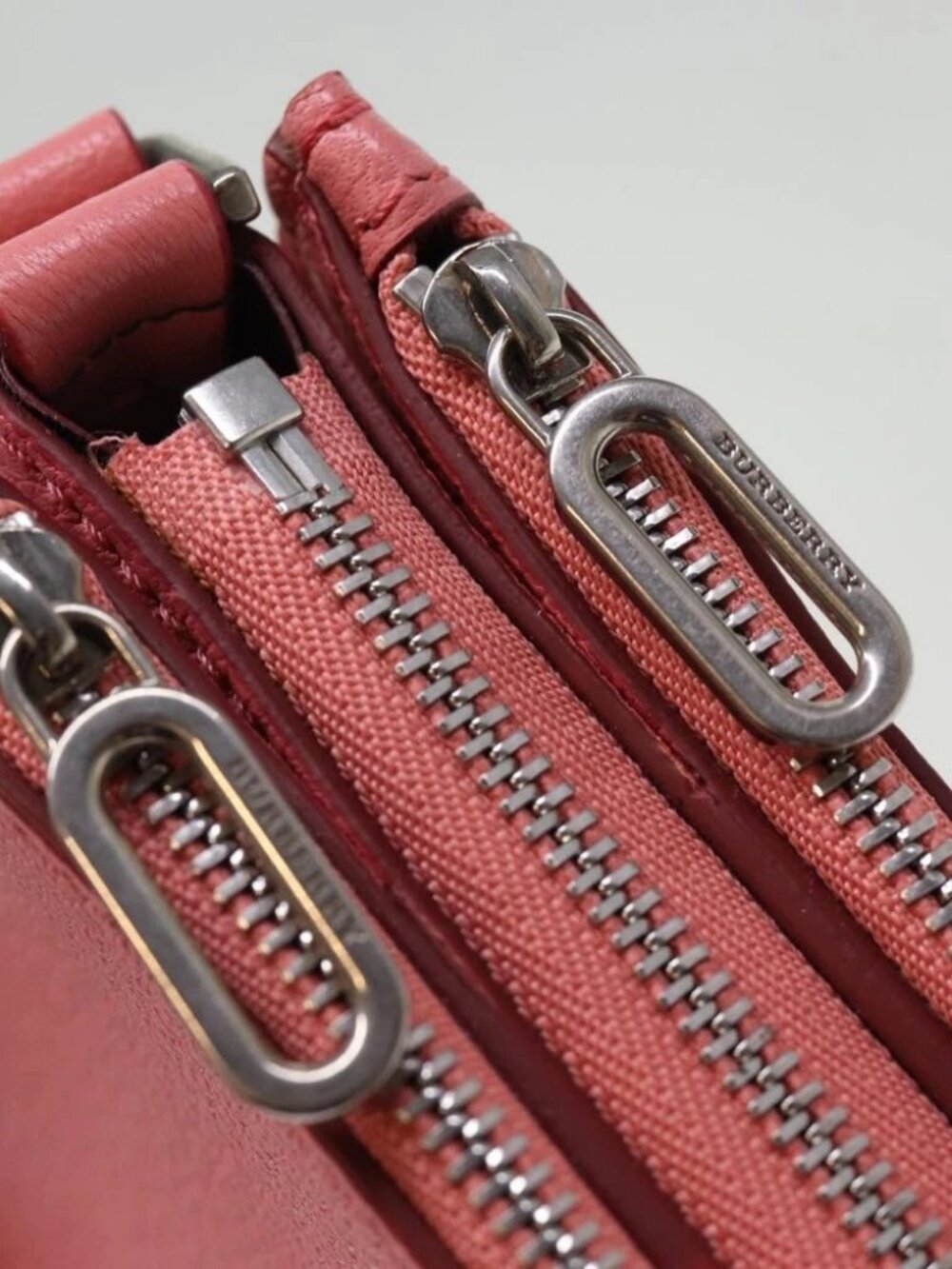 BURBERRY Shoulder Bag Leather Pink Auth - Picture 8 of 16